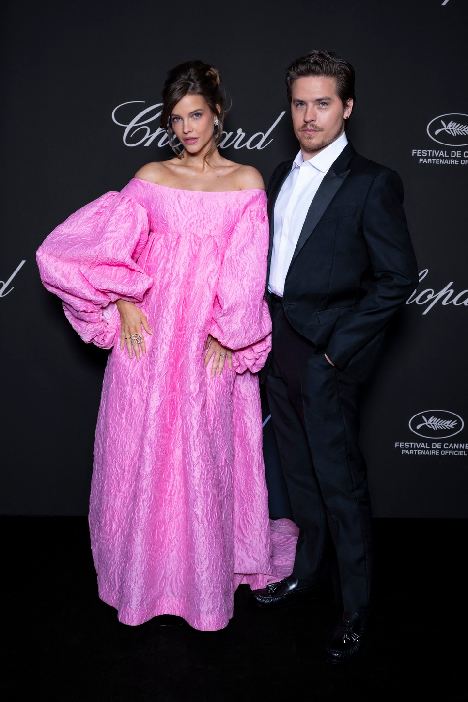 A modell egy pink kreációban is megvillantotta gömbölyödő pocakját