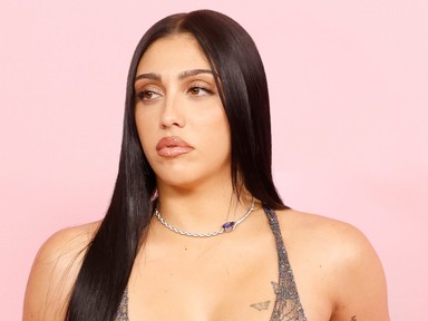 Madonna lánya gyakorlatilag pucéran ment a párizsi divathétre: Lourdes Leon mindezt olyan önbizalommal tette, hogy öröm nézni