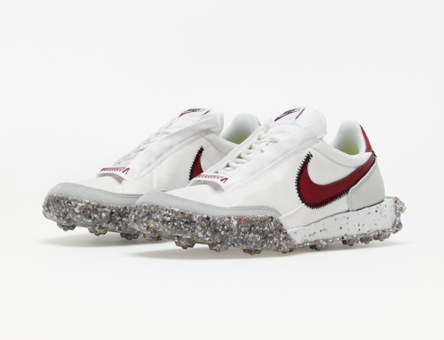 A klasszikus hófehér tornacipő igazi jolly-joker, mutatjuk, hogyan viseld idén nyáron