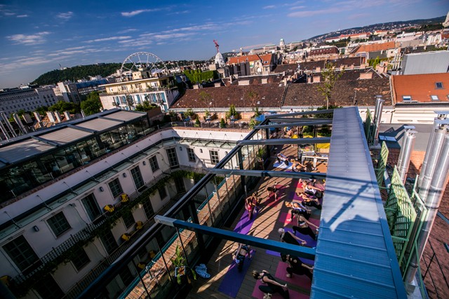 Sportoláshoz és szabadidőhöz is tökéletes a Tezenis új fitneszkollekciója