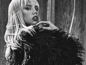 Eláll a szavad, milyen szexi a divatvilág új kebelcsodája!