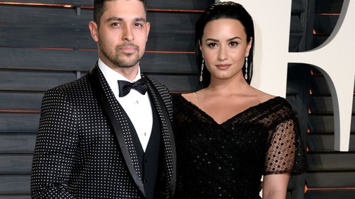 Hihetetlen, de Demi Lovato is szakított 6 év után!