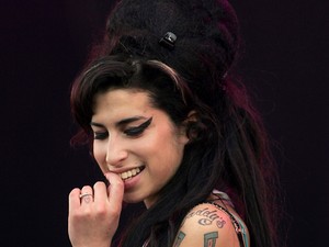 Amy Winehouse 17 éve felvett dala került elő