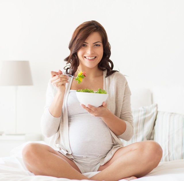 Így étkezz körültekintően kismamaként