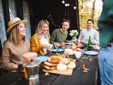 Reggelizz mint egy király – és indítsd a napod a legjobb reggelizőhely teraszán!