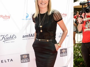 Sharon Stone is melltartót mutatott