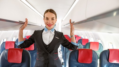 Egy magyar légiutas-kísérő elmeséli, milyen valójában a business a turista osztályhoz képest