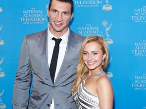 Jaj, ne! 9 év után ez a sztárpár is szakított...