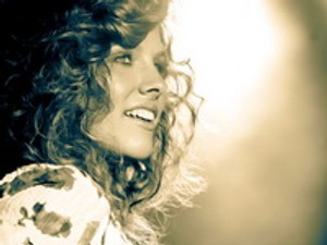 "Állandóan jár az agyam" - interjú Fábián Julival