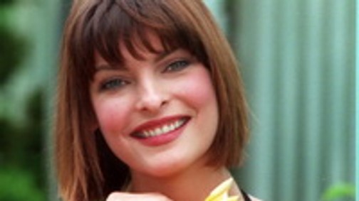 Salma Hayek és Linda Evangelista sötét titka