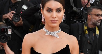 Így suhant az 1 millió dollárt érő ruha a cannes-i vörös szőnyegen!