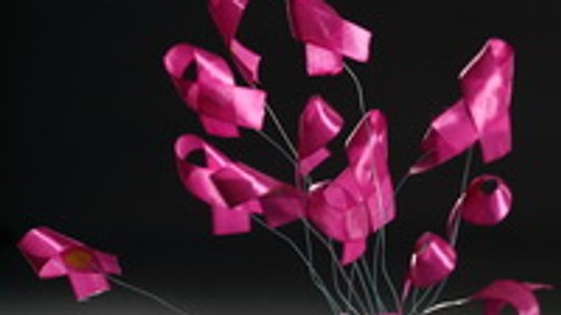 Művészettel az emlőrák ellen az AVON