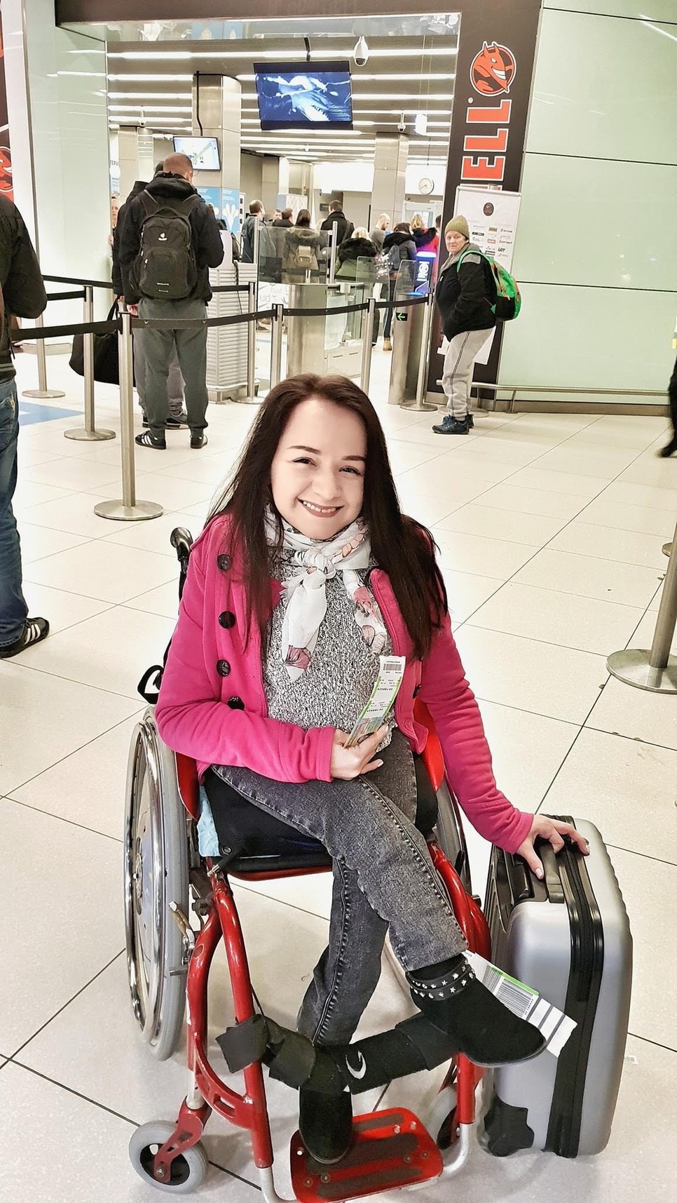 Ez volt életem első önálló repülőútja, és a vigyorral csak a szorongásomat próbáltam palástolni