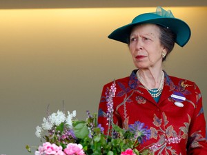 Borzalmas hírek érkeztek a palotából, ez mindenkit váratlanul ért