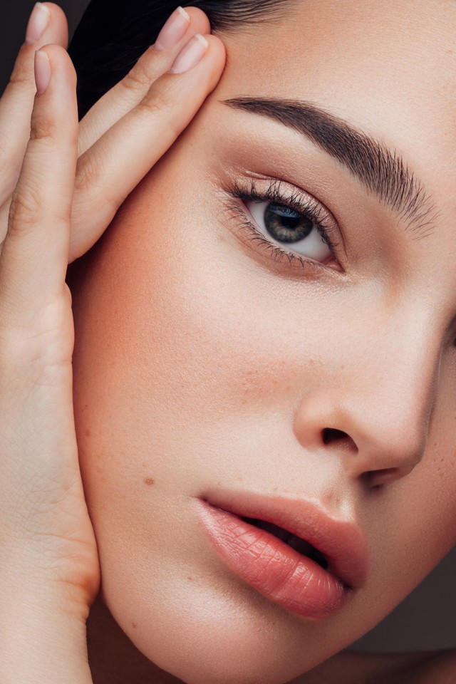 Így vidd át a nyári bőrápolási rutinodat az őszbe - A bőrgyógyász tanácsai