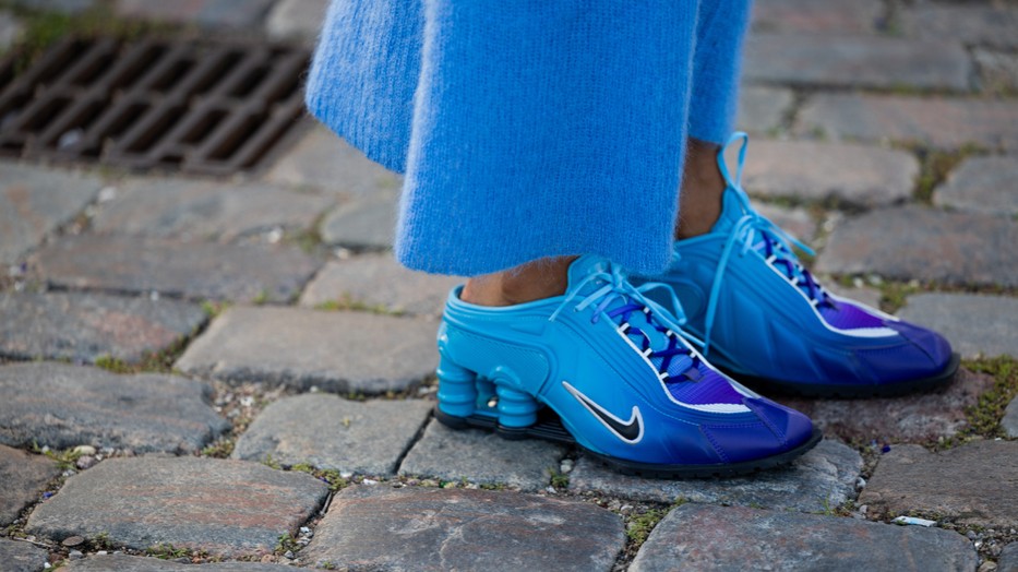 Az idei őszt a színes tornacipő fogja feldobni.