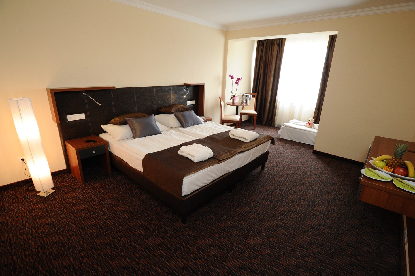 A Hotel Eger épületében 174 szoba található, a hotelben wellness részleg és reumatológiai szakrendelés is a vendégek rendelkezésére áll /Fotó: Szállás.hu