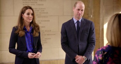 Kate Middleton sikkes nadrágban ünnepelte az egészségügyi dolgozókat