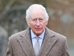 Kórházba kerülése óta először látták nyilvánosan Károly királyt, így van most az uralkodó