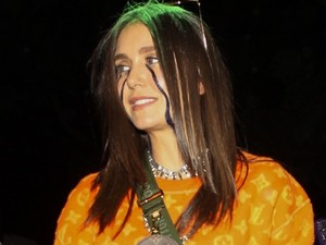 Miért öltözik idén halloweenkor mindenki Billie Eilish-nek?