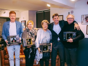 Ajándékötlet az utolsó pillanatra: kerülj rá szeretteddel az Unicum díszdobozára