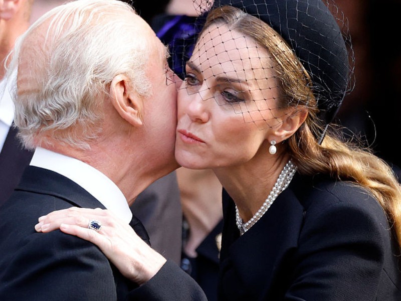 Ezt gondolja valójában Károly király Katalin hercegnéről, egyenesen rajong a menyéért 