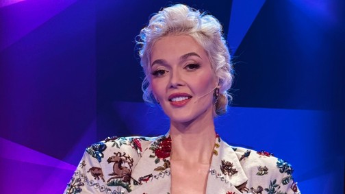 Herceg Erika nadrág nélkül tündökölt a Megasztárban, mélyen dekoltált body-ban keltett hatalmas feltűnést