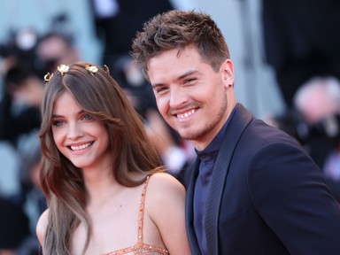 Palvin Barbara és Dylan Sprouse  a velencei filmfesztivál legmesésebb párosa