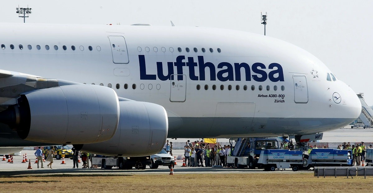 Megérkezett az Airbus 380 Budapestre
