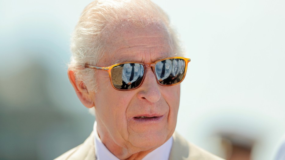 Károly király megszegte az egyik fontos protokollt