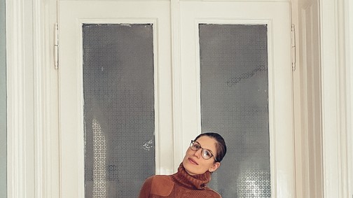 Felkészülten várja a hideget Kati! Ebben a meleg pulóverben nem lesz gond a hideggel