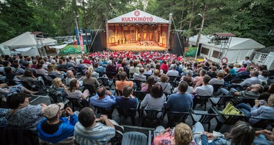 Nagy Viktor, a Kultkikötő alapító igazgatója: „Fára mászva figyeltük, hogy esni fog-e az eső”