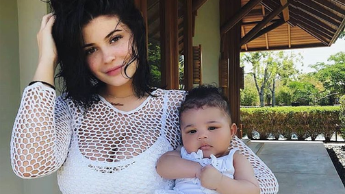 Kylie Jenner minden fotóját törölte kislányáról, de miért?