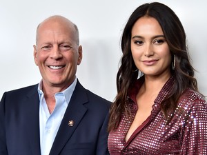 50 éves lett Bruce Willis felesége, Emma Heming születésnapi fotóján a színész is feltűnik
