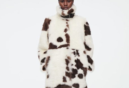 10 télikabát, aminél nem is találhatnál menőbbet 2024-ben: Katie Holmes és Suri Cruise már most a télre hangolnak minket