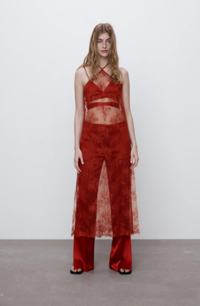 Csipkés ruha, melltartó és nadrág ZARA 9995 Ft, 6595 Ft, 19995 Ft