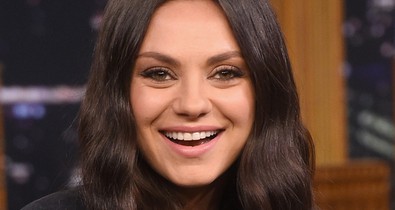 Mila Kunis és Ashton Kutcher ezért nem vesznek ajándékot gyerekeiknek karácsonyra!