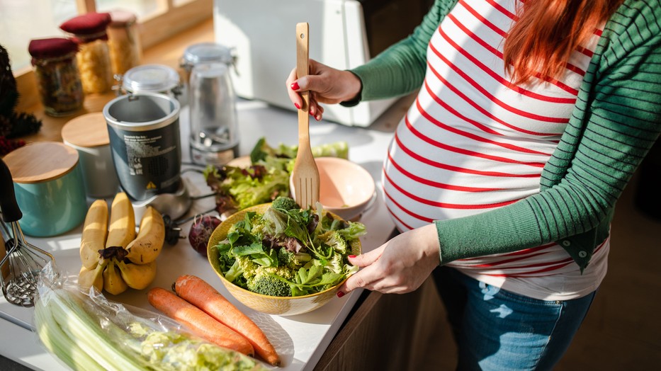Ezeket az ételeket mindenképp fogyaszd a terhességed alatt