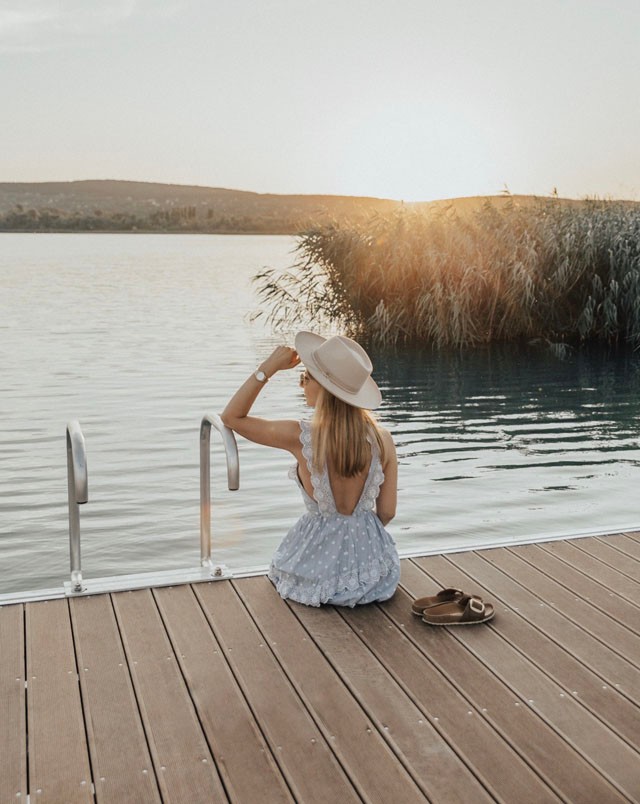 Lángi Dorka pöttyös ruhája egy igazi klasszikus darab