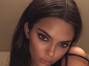 Kendall Jenner élete legszexibb fotóit posztolta, de Khloé Kardashian széttrollkodta!