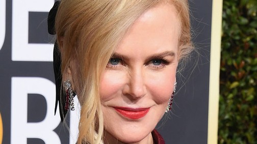 Nicole Kidman minden idoma tökéletesen kirajzolódott feszes ruhájában