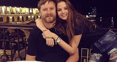 A világelső teniszező lánya életveszélyeben volt anorexia miatt, most modellként debütálhat Londonban