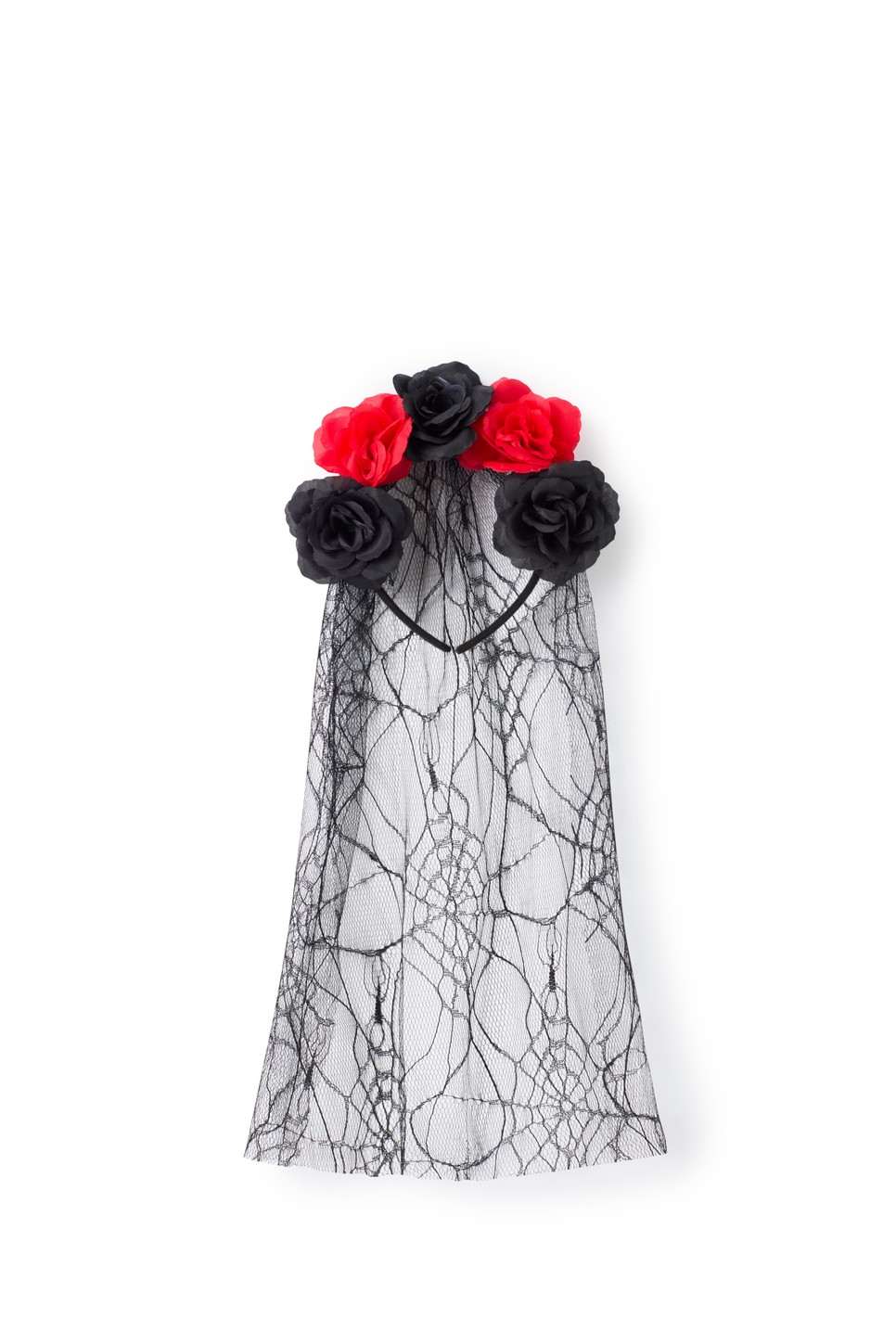 A Wednesday-hatás egy fekete fátyollal is könnyedén megidézhető: csak dobd fel a kedvenc fekete szettjeidhez, és már indulhatsz is a Halloween buliba