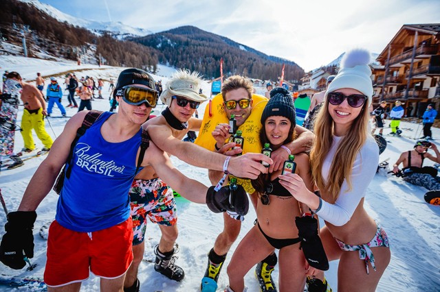 Gyere velünk síelni és partizni a Snowattackre!