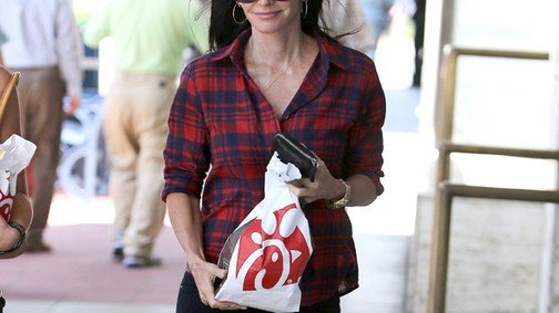 A nap grunge lánya: Courtney Cox