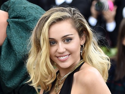 Miley Cyrus mindent letörölt az Instagramjáról