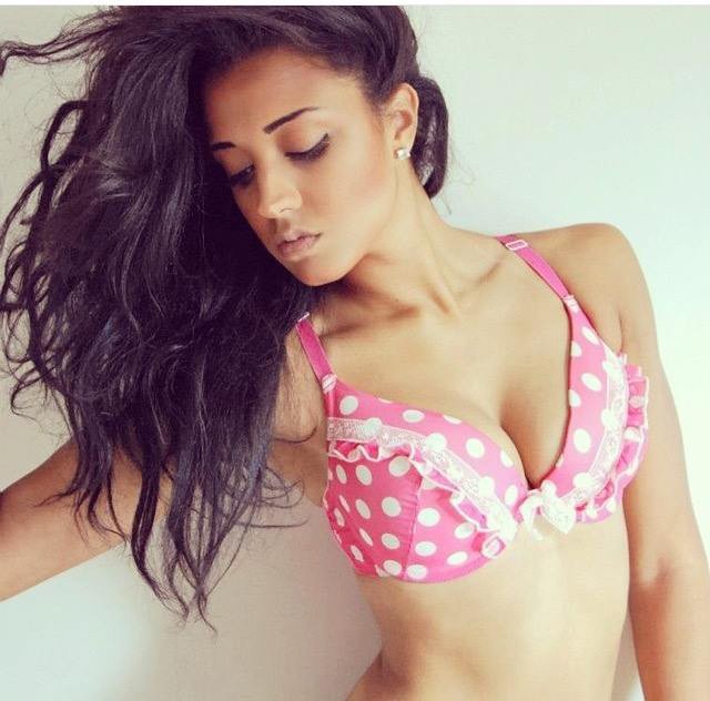 Visszaadta koronáját a szépségkirálynő, mert azt kérték tőle, fogyjon le!