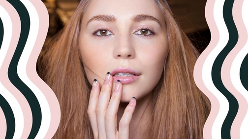 A francia köröm visszatért, és ezzel a csavarral trendibb, mint valaha!