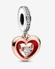 Kéttónusú sugárzó szív függő charm - 21 200 Ft
