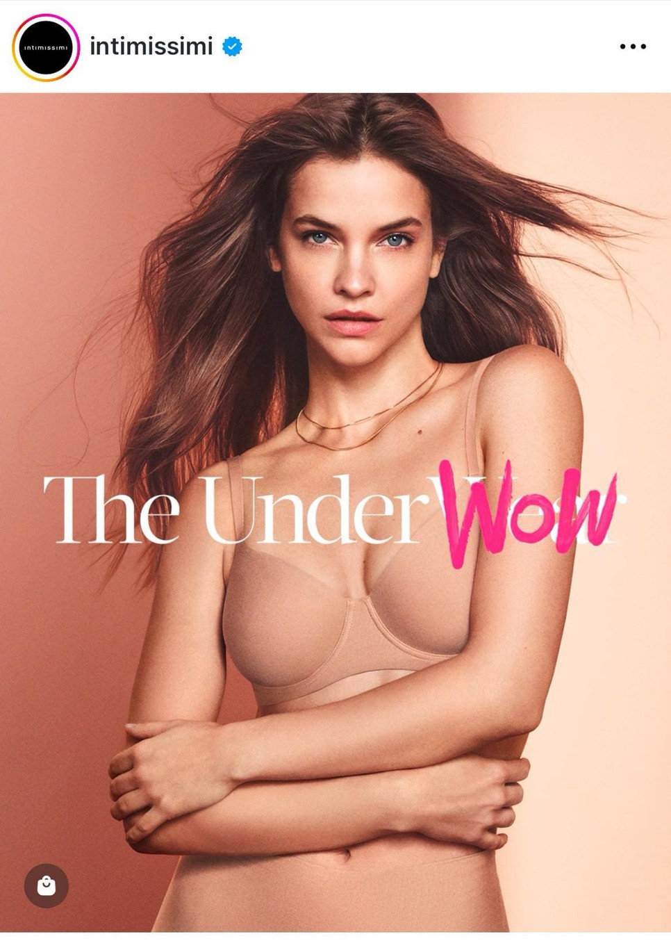 Palvin Barbara új kampányfotója az Intimissimi Superior Comfort kollekciójához készült – letisztult, érzéki és magával ragadó